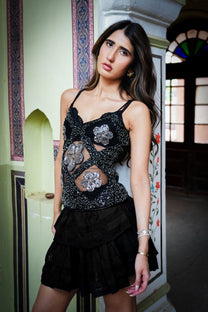 The Licorice Glaze top